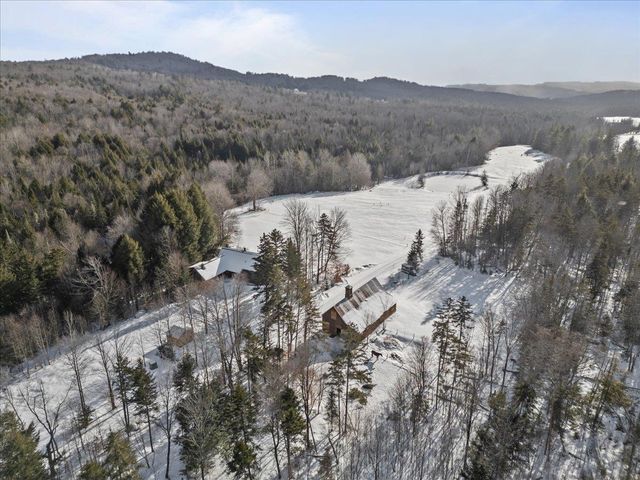 1701 Cleveland Corners Road, Hyde Park, VT 05655