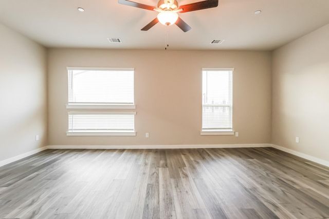 337 N Centro Circle, Shenandoah, TX 77385