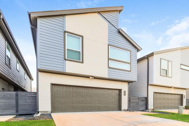 337 N Centro Circle, Shenandoah, TX 77385