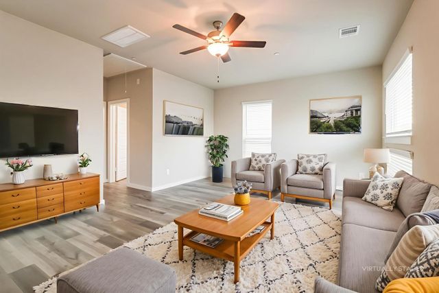 337 N Centro Circle, Shenandoah, TX 77385