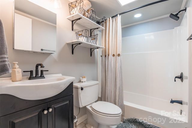 225 Riverview Terrace, Clover, SC 29710