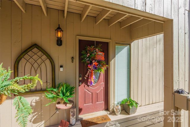 225 Riverview Terrace, Clover, SC 29710