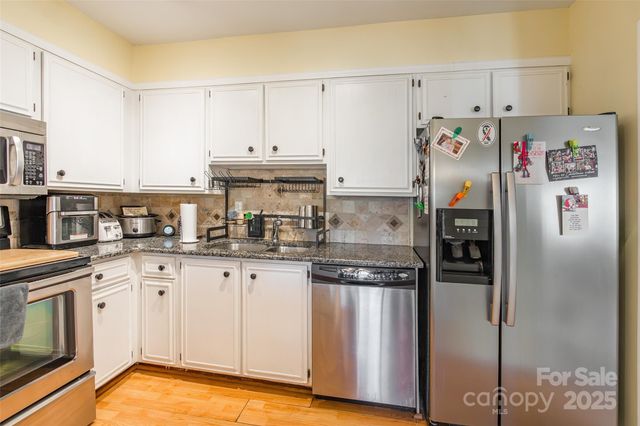 225 Riverview Terrace, Clover, SC 29710