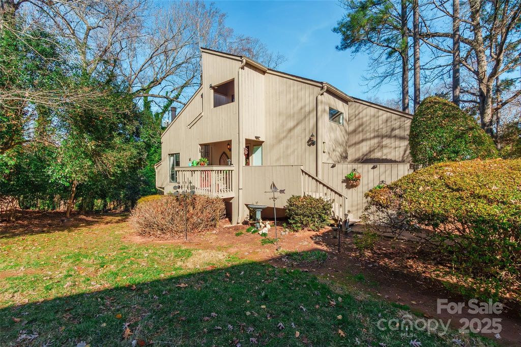 225 Riverview Terrace, Clover, SC 29710