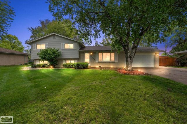 53656 Lynnham Lane, Shelby Twp, MI 48316