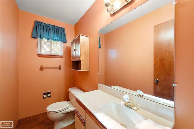 53656 Lynnham Lane, Shelby Twp, MI 48316