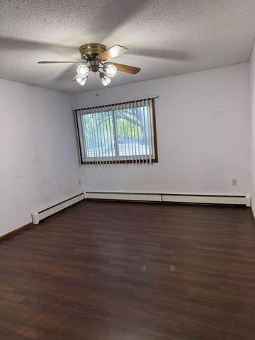 8935 Old Cedar Avenue S 113, Bloomington, MN 55425