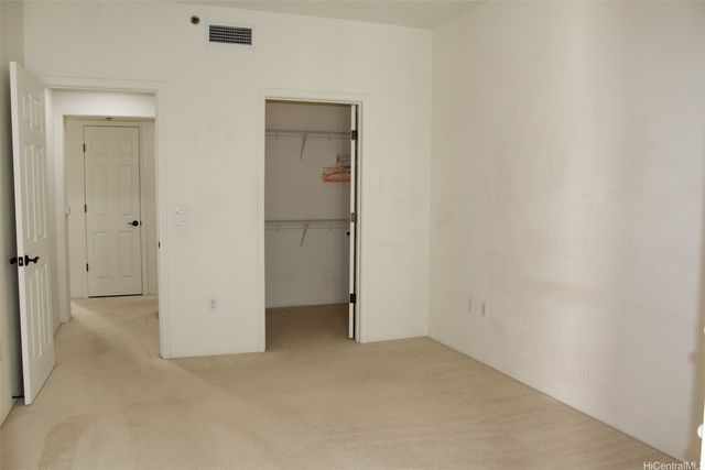 520 Lunalilo Home Road 7328, Honolulu, HI 96825