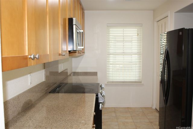 520 Lunalilo Home Road 7328, Honolulu, HI 96825