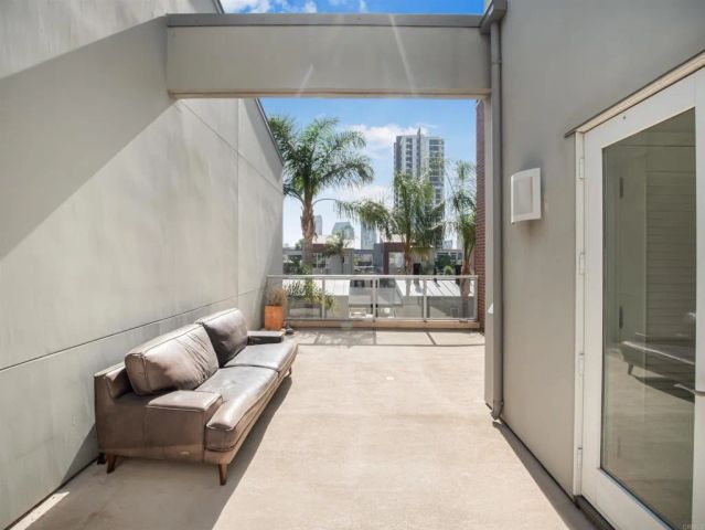 540 9Th Avenue TH104, San Diego, CA 92101