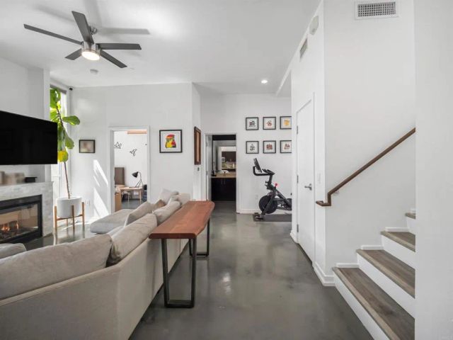 540 9Th Avenue TH104, San Diego, CA 92101