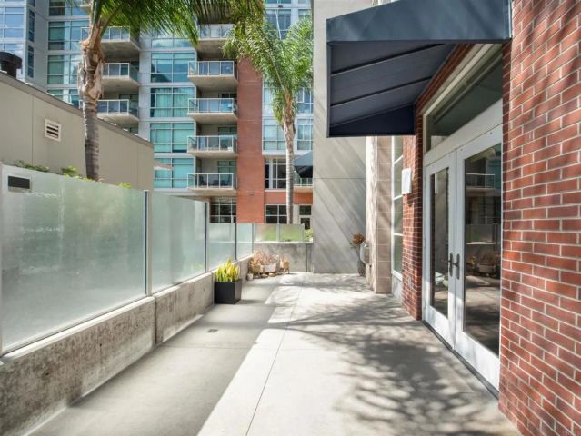 540 9Th Avenue TH104, San Diego, CA 92101