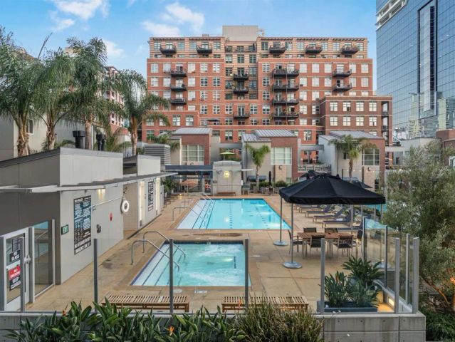 540 9Th Avenue TH104, San Diego, CA 92101
