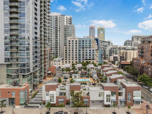 540 9Th Avenue TH104, San Diego, CA 92101