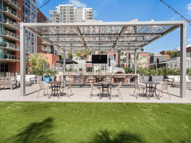 540 9Th Avenue TH104, San Diego, CA 92101