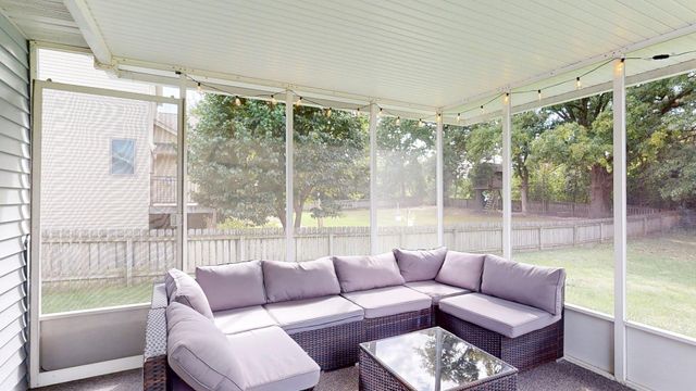 1007 Golfers Court SE, Rochester, MN 55904