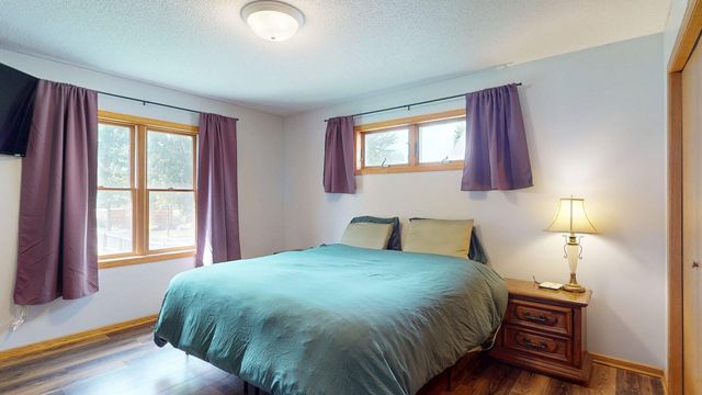 1007 Golfers Court SE, Rochester, MN 55904