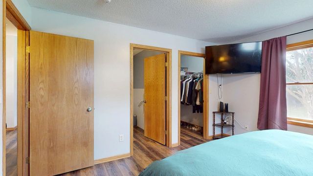 1007 Golfers Court SE, Rochester, MN 55904