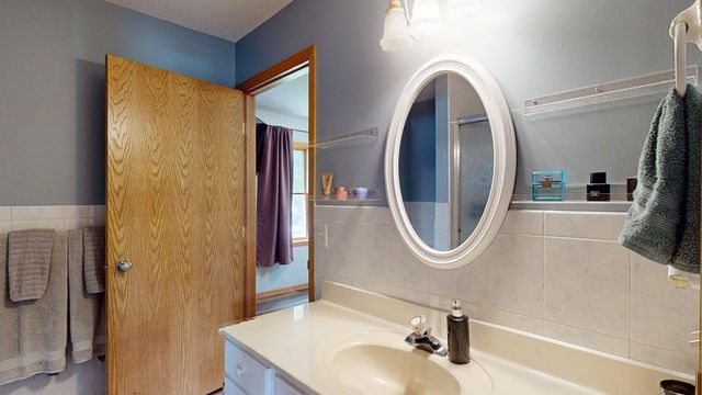 1007 Golfers Court SE, Rochester, MN 55904
