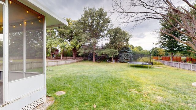 1007 Golfers Court SE, Rochester, MN 55904