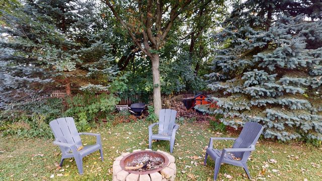 1007 Golfers Court SE, Rochester, MN 55904