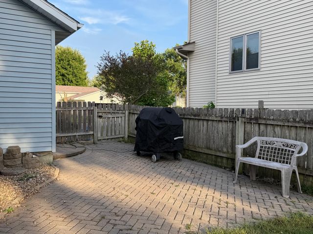 1007 Golfers Court SE, Rochester, MN 55904