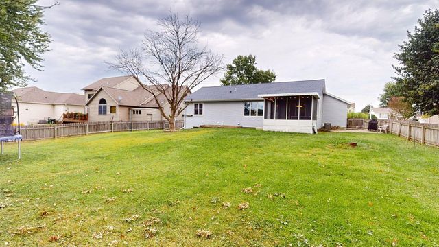 1007 Golfers Court SE, Rochester, MN 55904