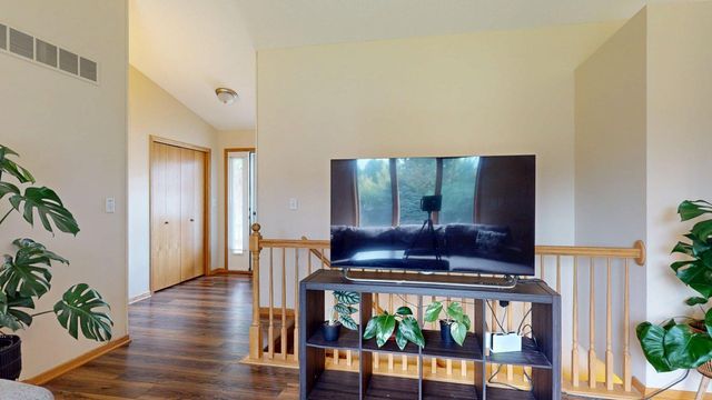1007 Golfers Court SE, Rochester, MN 55904