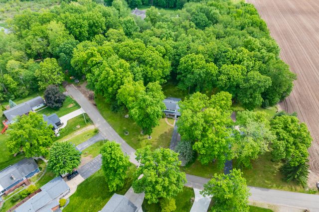 8001 Greenfield Shores Drive, Scotts, MI 49088