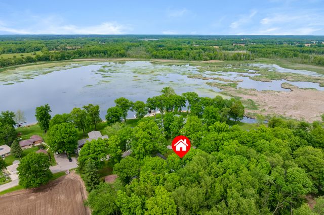 8001 Greenfield Shores Drive, Scotts, MI 49088