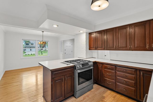 8001 Greenfield Shores Drive, Scotts, MI 49088