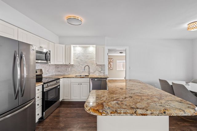 1740 NE 64th St, Fort Lauderdale, FL 33334