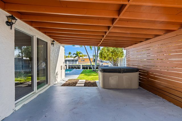 1740 NE 64th St, Fort Lauderdale, FL 33334