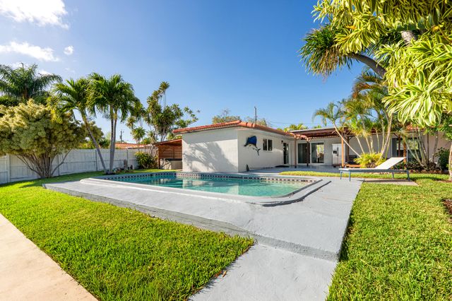 1740 NE 64th St, Fort Lauderdale, FL 33334