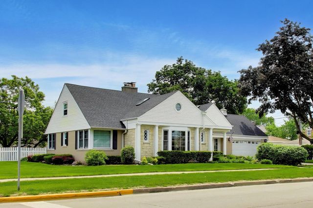 1646 N 18th Avenue, Melrose Park, IL 60160