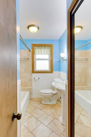 1646 N 18th Avenue, Melrose Park, IL 60160