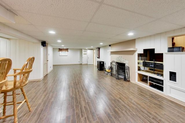 1646 N 18th Avenue, Melrose Park, IL 60160