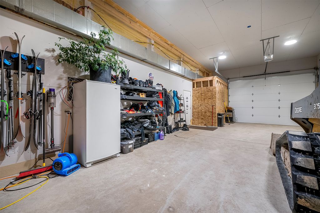 355 Reservoir Road, Whitefish, MT 59937 photo 57