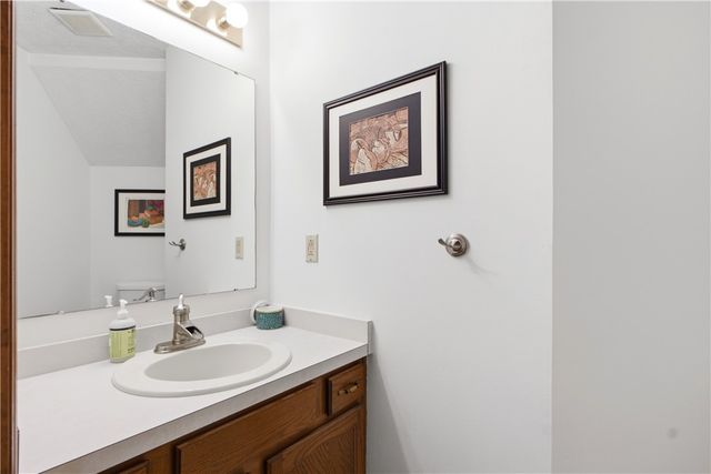 1440 Southlyn Drive, Kettering, OH 45409