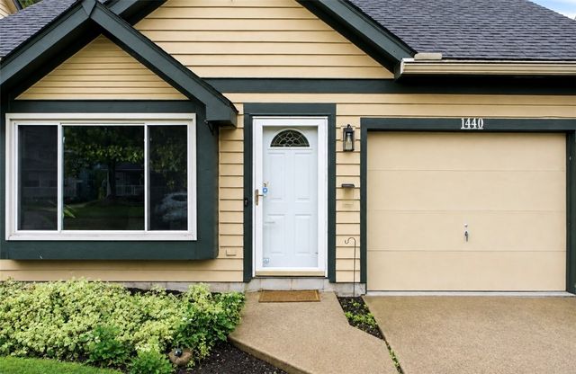 1440 Southlyn Drive, Kettering, OH 45409