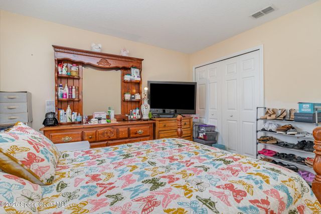 154 Wading Bird Circle SW, Palm Bay, FL 32908