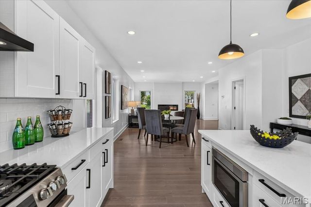 1035 Blendon Place, Richmond Heights, MO 63117