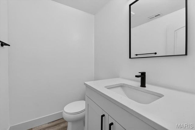 1035 Blendon Place, Richmond Heights, MO 63117