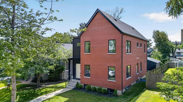 1035 Blendon Place, Richmond Heights, MO 63117
