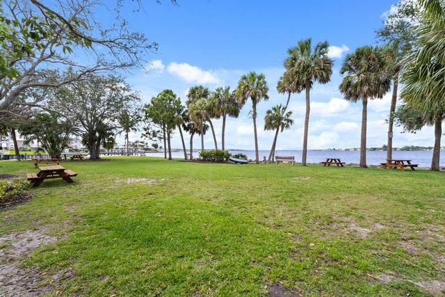 1459 SW Seahawk Way, Palm City, FL 34990