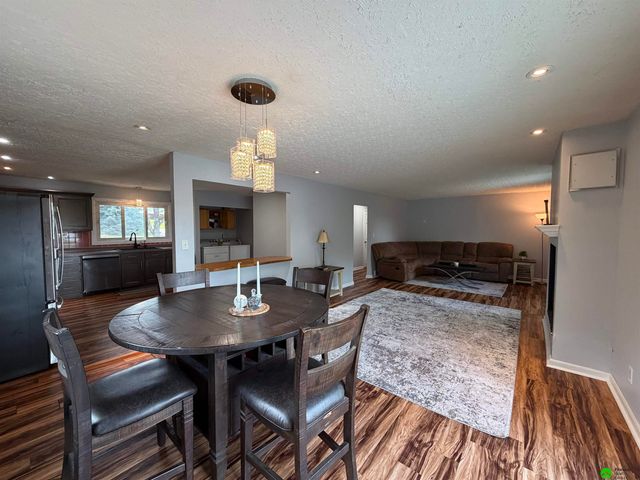 3001 Trudy Ann Drive, Raymond, NE 68428