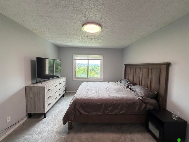 3001 Trudy Ann Drive, Raymond, NE 68428