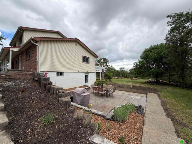 3001 Trudy Ann Drive, Raymond, NE 68428