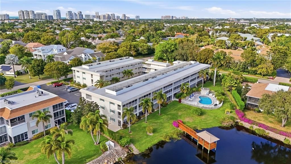 3150 Binnacle DR 115, NAPLES, FL 34103 — exterior