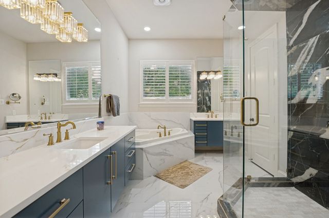 919 Grail Maiden Lane, Lewisville, TX 75056